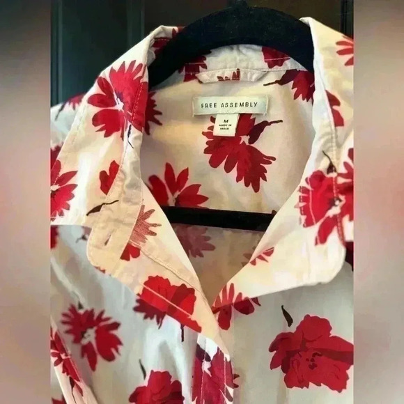 Free Assembly Wrap Dress. Women’s size Medium. Excellent condition. - Picture 4 of 7